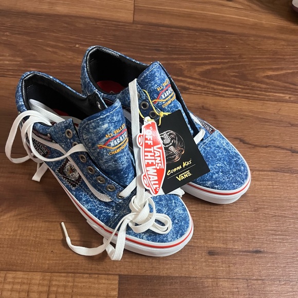 Vans Cobra Kai Old Skool Eagle Fang Shoes Denim Men’s Size 7 - Picture 1 of 3